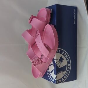 NWT Birkenstock Arizona Essentials EVA Size 37